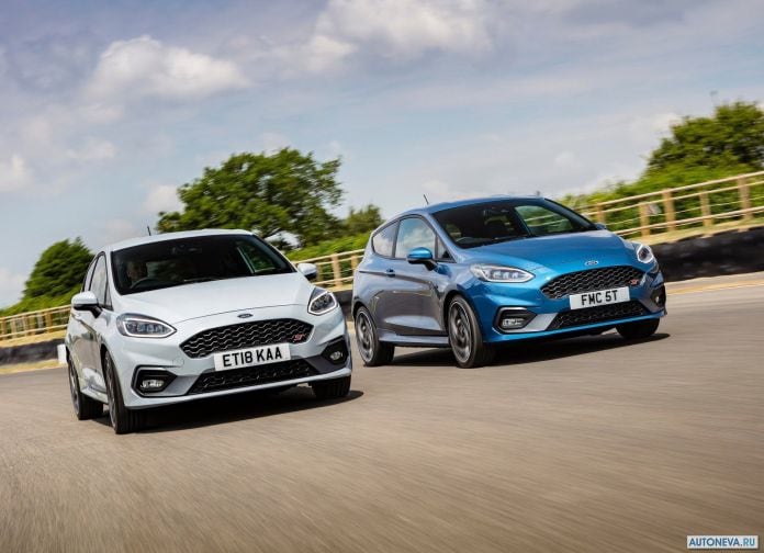 2018 Ford Fiesta ST - фотография 135 из 201