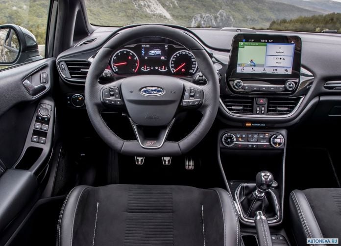 2018 Ford Fiesta ST - фотография 139 из 201