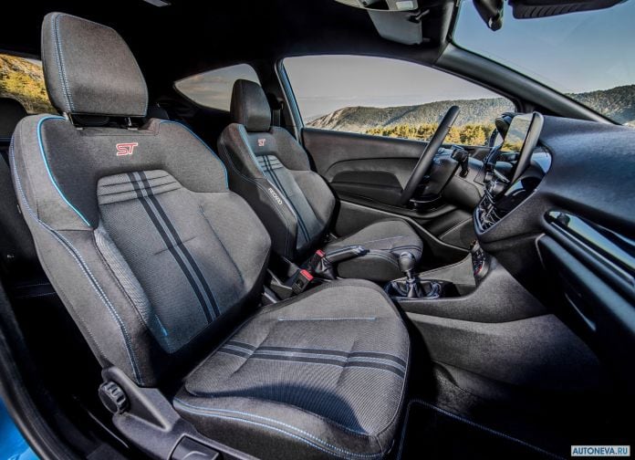 2018 Ford Fiesta ST - фотография 148 из 201