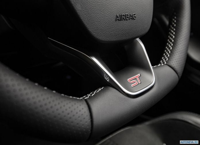 2018 Ford Fiesta ST - фотография 161 из 201
