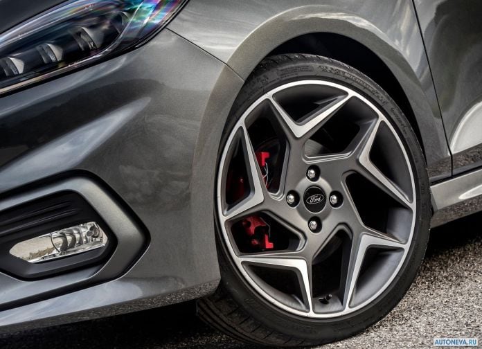 2018 Ford Fiesta ST - фотография 181 из 201