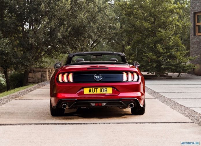 2018 Ford Mustang Convertible EU version - фотография 14 из 25