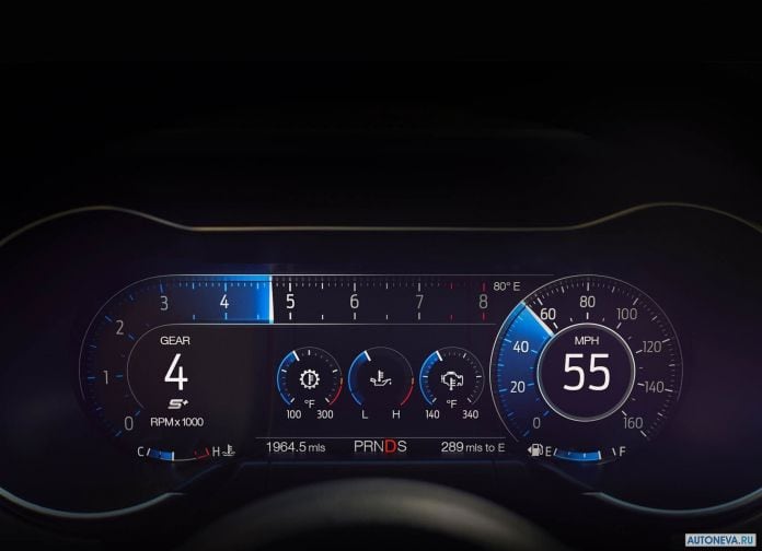 2018 Ford Mustang GT - фотография 17 из 31