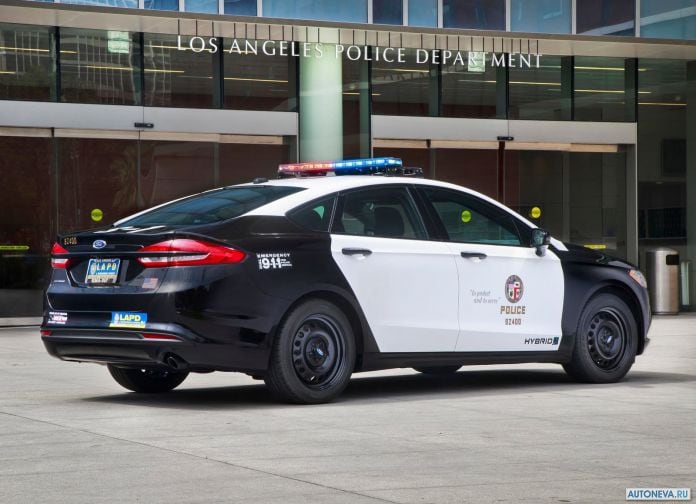 2018 Ford police Responder Hybrid Sedan - фотография 7 из 9