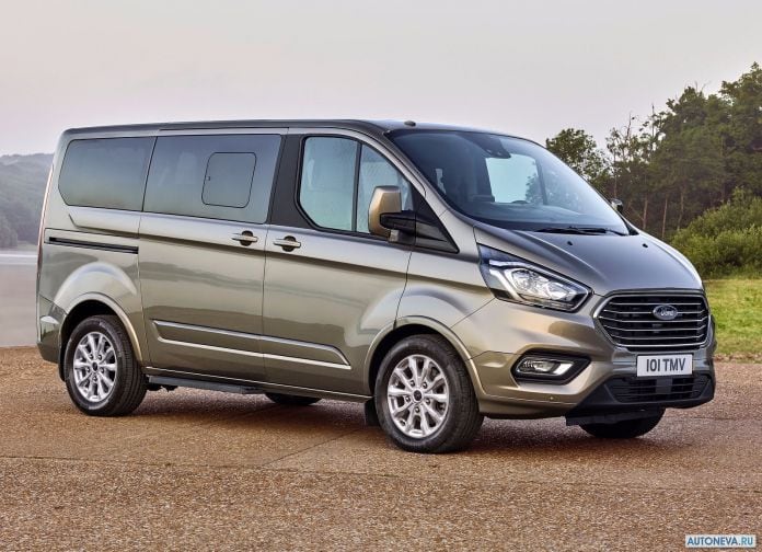 2018 Ford Tourneo Custom - фотография 2 из 13