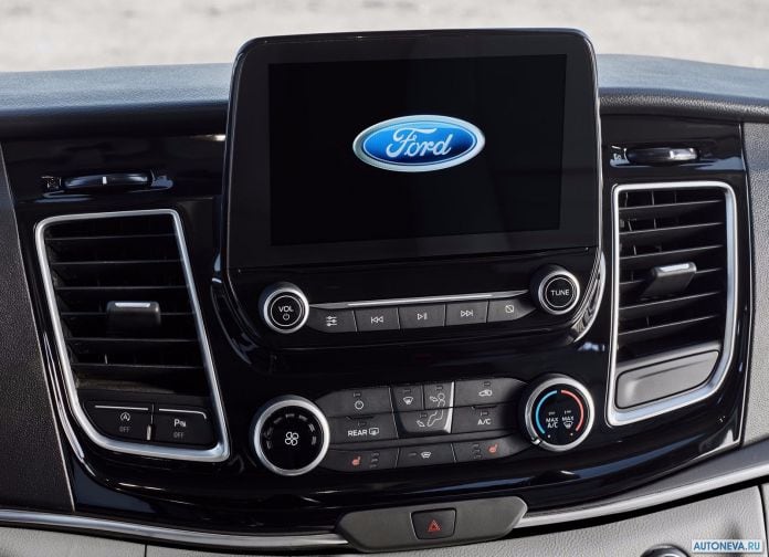 2018 Ford Tourneo Custom - фотография 12 из 13 2018 Ford Tourneo Custom - фотография 12 из 13