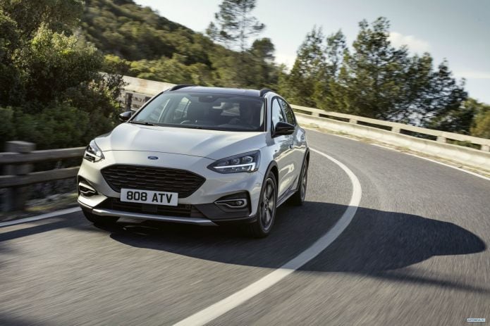 2019 Ford Focus Active - фотография 5 из 40