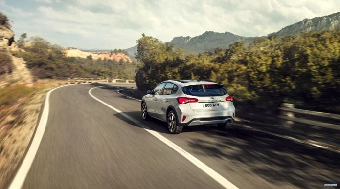 2019 Ford Focus Active - фотография 18 из 40