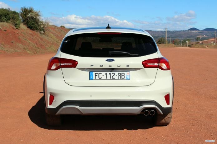 2019 Ford Focus Active - фотография 22 из 40