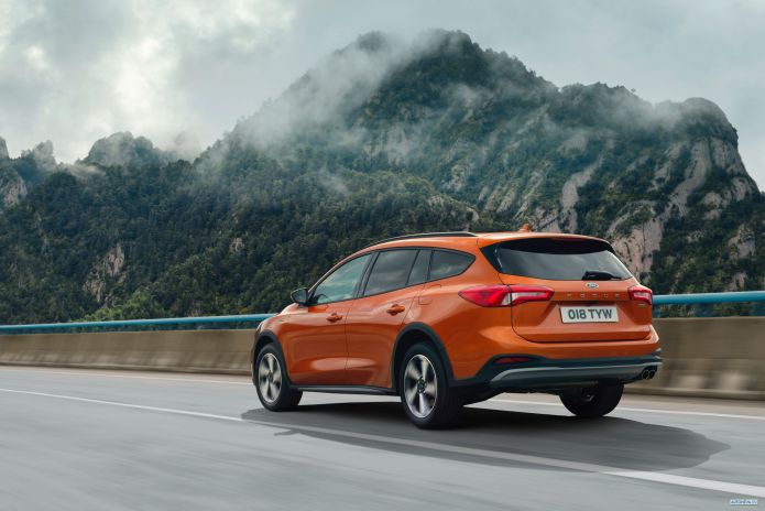 2019 Ford Focus Active Wagon - фотография 26 из 40