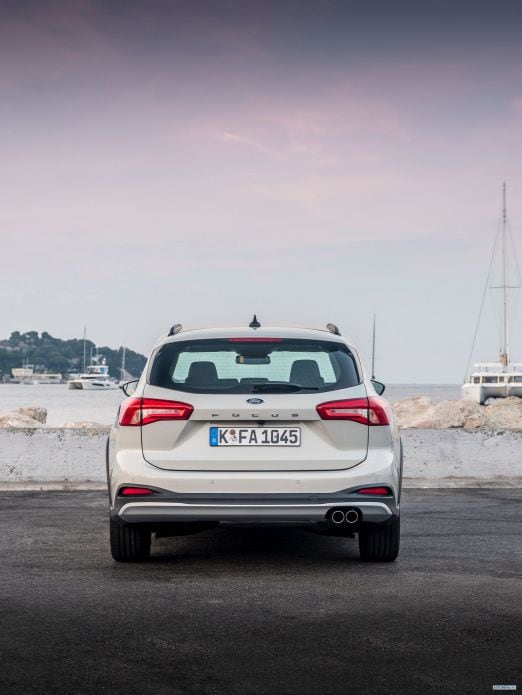 2019 Ford Focus Active Wagon - фотография 28 из 40