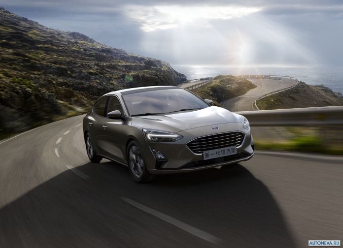 2019 Ford Focus Sedan - фотография 5 из 11