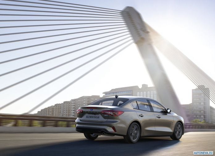 2019 Ford Focus Sedan - фотография 7 из 11
