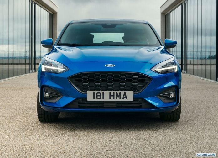 2019 Ford Focus ST-line - фотография 19 из 73