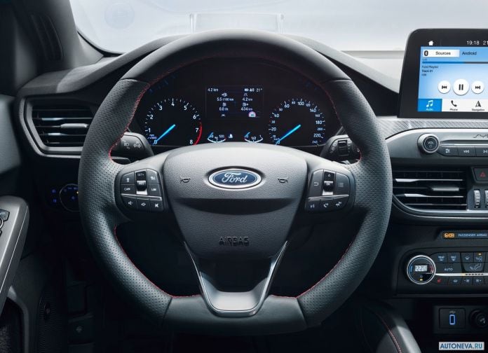 2019 Ford Focus ST-line - фотография 31 из 73