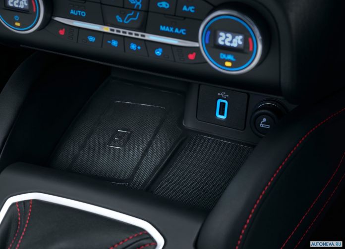 2019 Ford Focus ST-line - фотография 44 из 73