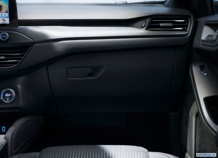 2019 Ford Focus ST-line - фотография 51 из 73