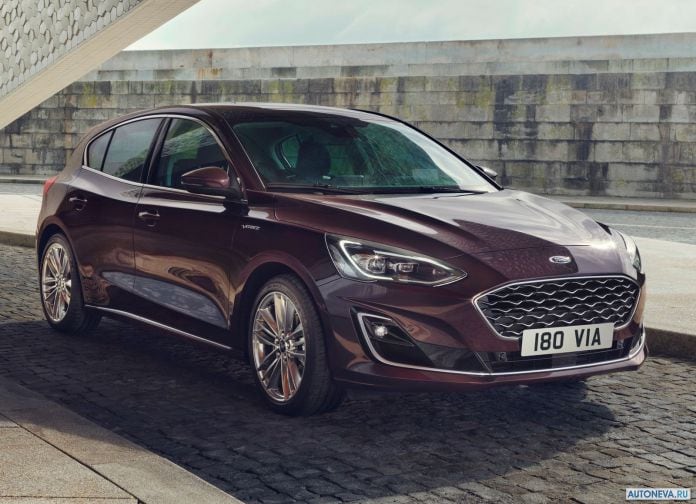 2019 Ford Focus Vignale - фотография 6 из 50