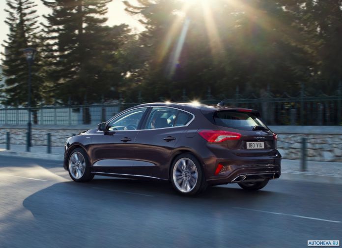 2019 Ford Focus Vignale - фотография 14 из 50