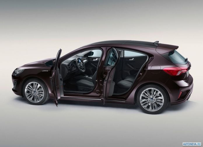2019 Ford Focus Vignale - фотография 20 из 50