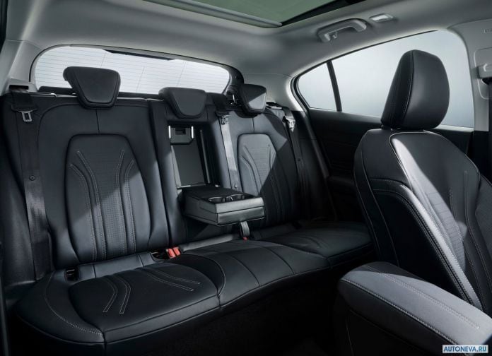 2019 Ford Focus Vignale - фотография 33 из 50