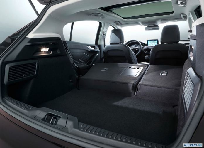 2019 Ford Focus Vignale - фотография 47 из 50