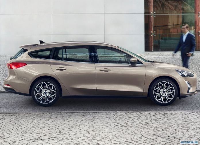 2019 Ford Focus Wagon - фотография 4 из 38