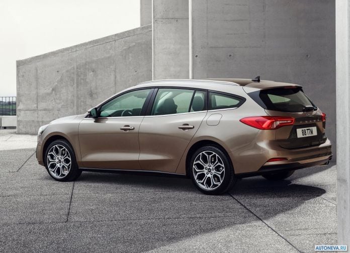 2019 Ford Focus Wagon - фотография 6 из 38