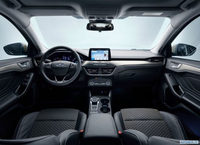 2019 Ford Focus Wagon - фотография 16 из 38