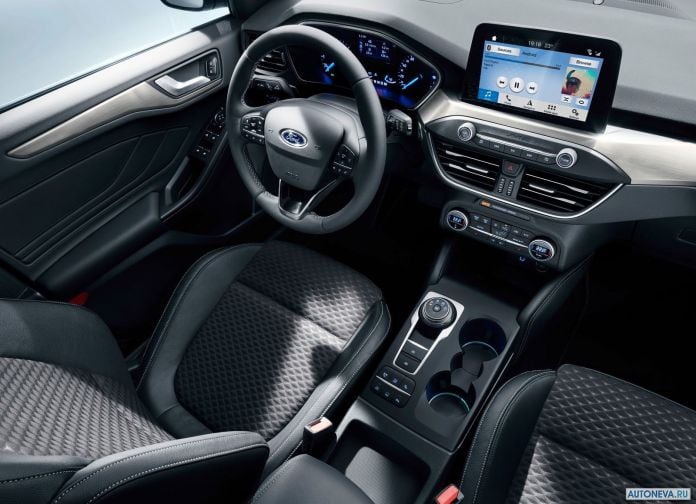 2019 Ford Focus Wagon - фотография 17 из 38