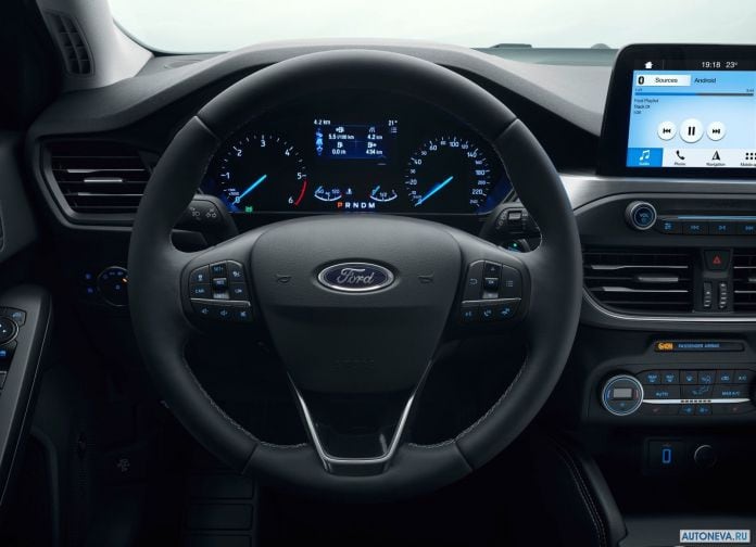 2019 Ford Focus Wagon - фотография 18 из 38