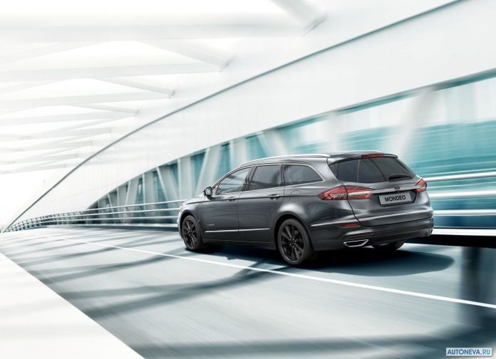 2020 Ford Mondeo Wagon Hybrid - фотография 7 из 15