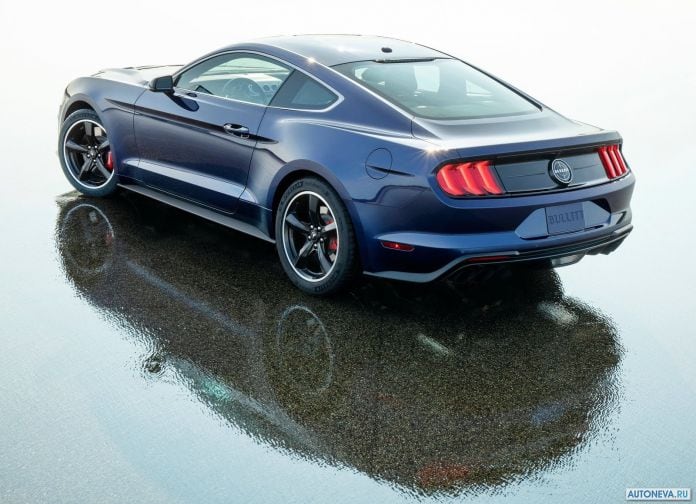 2019 Ford Mustang Bullit Kona Blue - фотография 4 из 8 2019 Ford Mustang Bullit Kona Blue - фотография 4 из 8