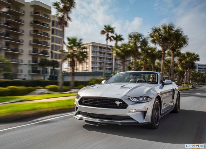 2019 Ford Mustang GT California Special - фотография 4 из 8