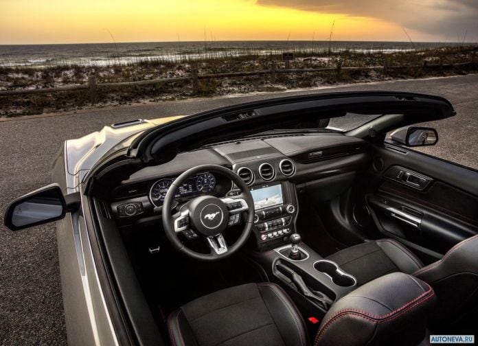 2019 Ford Mustang GT California Special - фотография 8 из 8