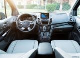 ford_2019_transit_connect_wagon_008.jpg