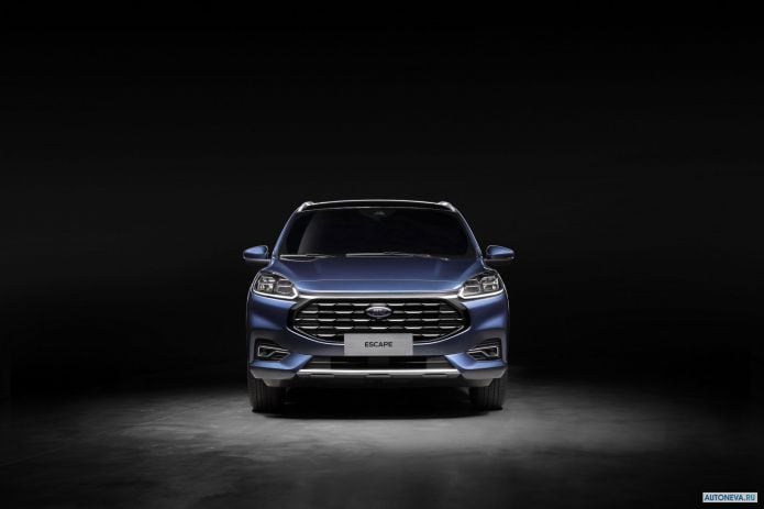 2020 Ford Escape - фотография 1 из 21