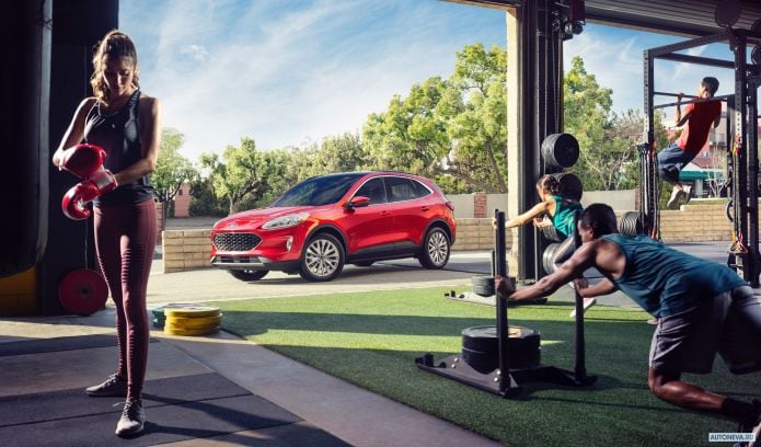 2020 Ford Escape - фотография 3 из 21