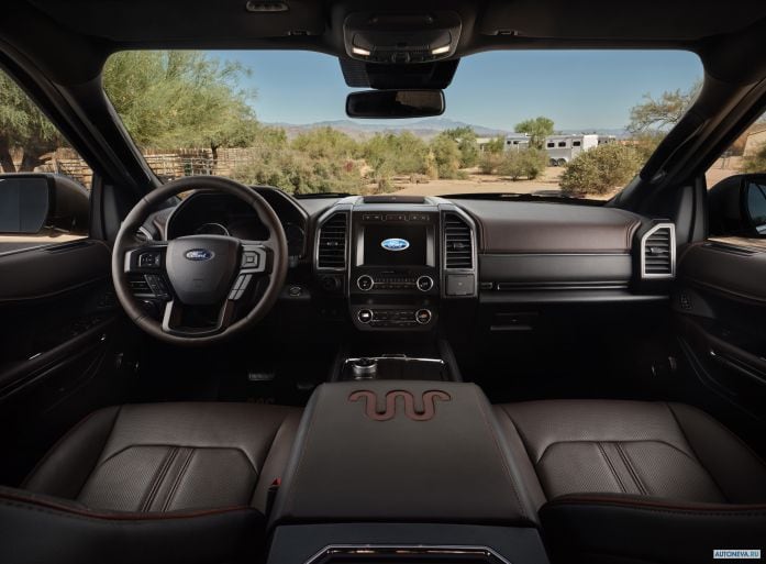 2020 Ford Expedition King Ranch Edition - фотография 8 из 21