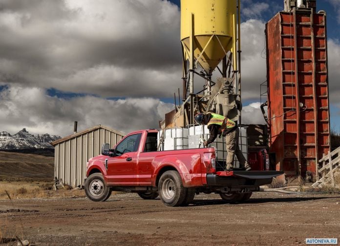 2020 Ford F-series Super Duty - фотография 17 из 41