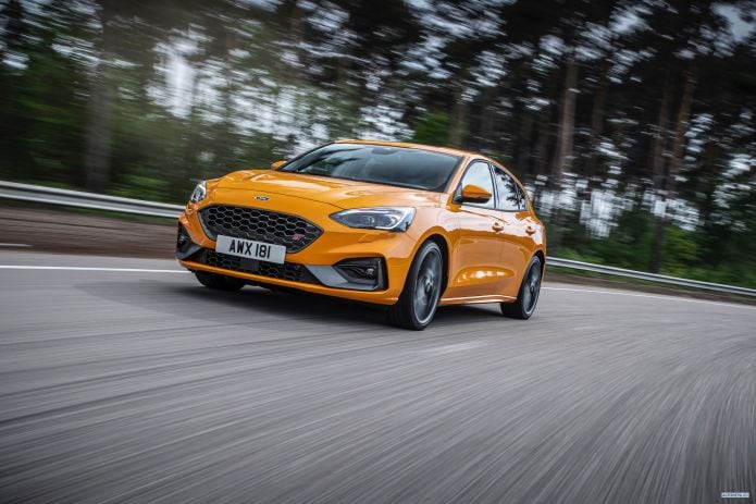 2020 Ford Focus ST - фотография 9 из 40