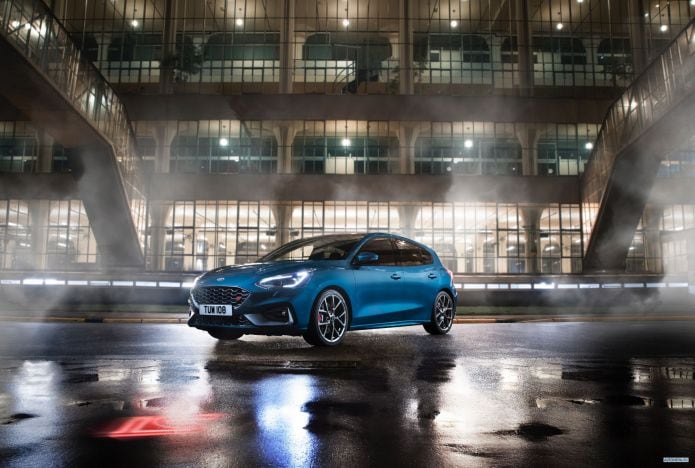 2020 Ford Focus ST - фотография 11 из 40