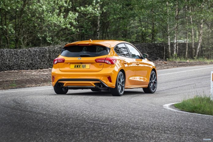 2020 Ford Focus ST - фотография 22 из 40