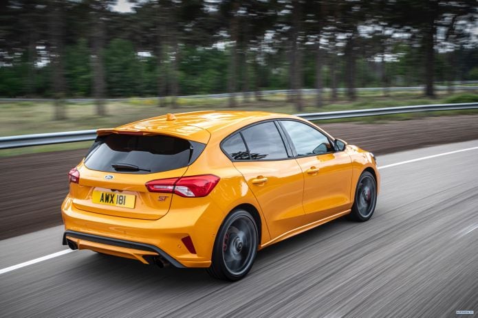 2020 Ford Focus ST - фотография 24 из 40 2020 Ford Focus ST - фотография 24 из 40