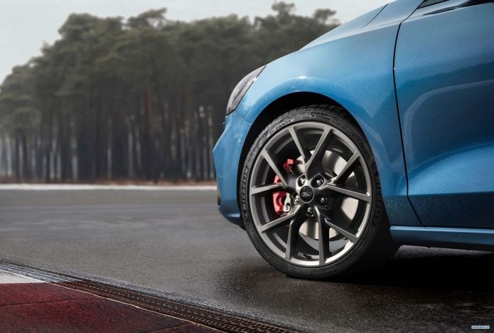 2020 Ford Focus ST - фотография 39 из 40