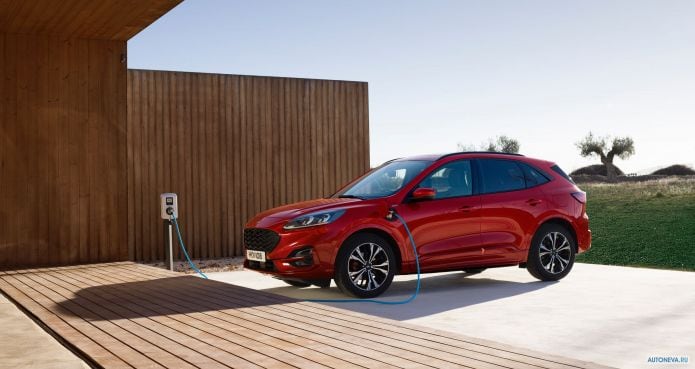 2020 Ford Kuga - фотография 5 из 17