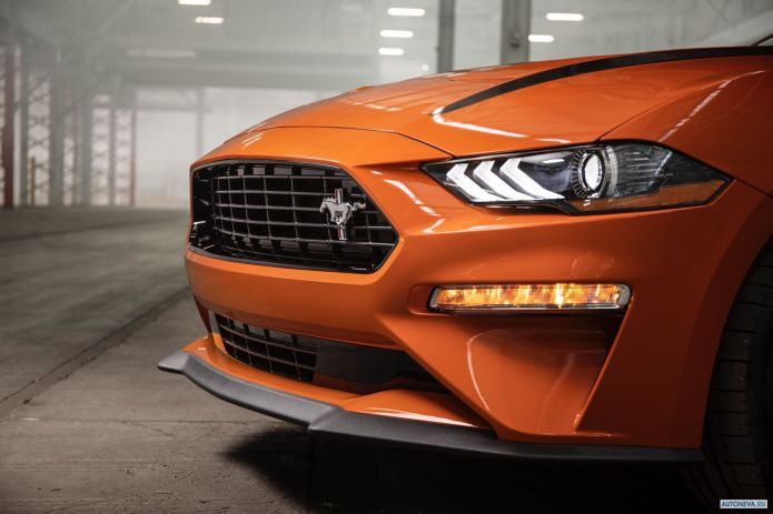 2020 Ford Mustang EcoBoost High Performance Package - фотография 8 из 17 2020 Ford Mustang EcoBoost High Performance Package - фотография 8 из 17