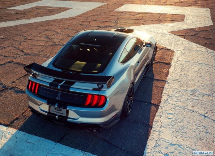 2020 Ford Mustang Shelby GT500 - фотография 20 из 86