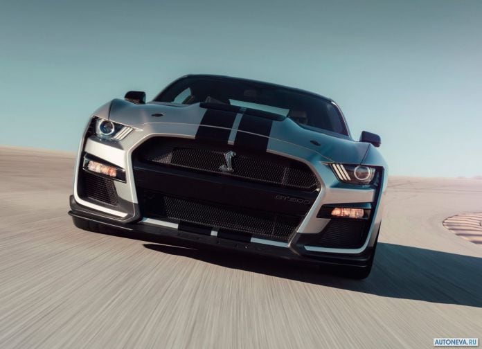 2020 Ford Mustang Shelby GT500 - фотография 27 из 86