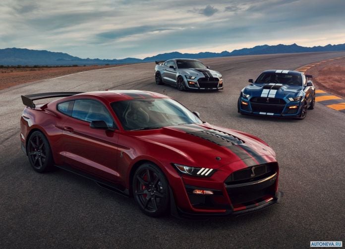2020 Ford Mustang Shelby GT500 - фотография 33 из 86